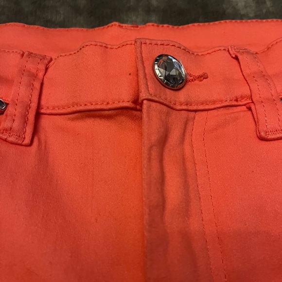 Capris - Picture 4 of 4